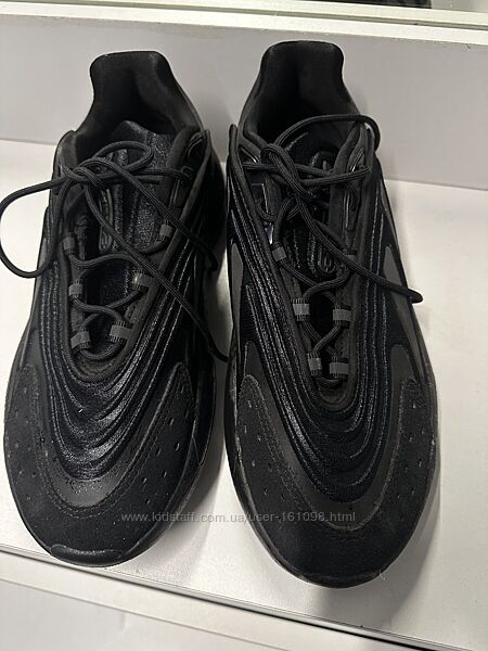 Кроссовки Adidas р.40