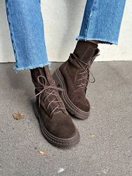 демисезонные замшевые ботинки шоколад