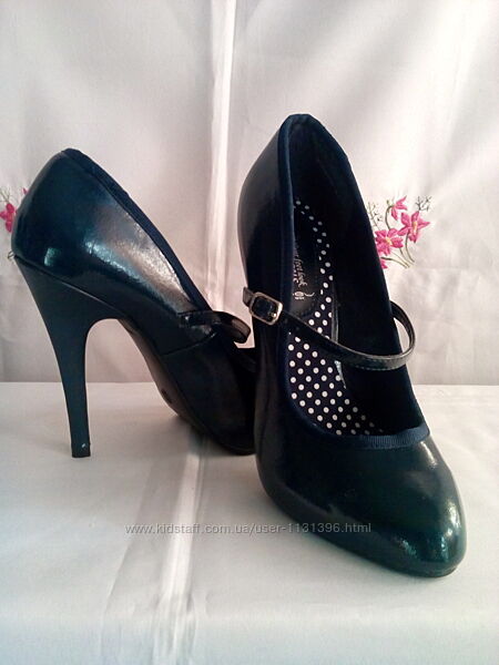 Бренд. Gorgeous лаковані  туфлі, човники на шпильці роз.38.