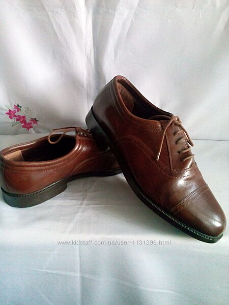 Бренд. Clarks класичні шкір. туфлі роз. 12/ 45 ідеал. стан