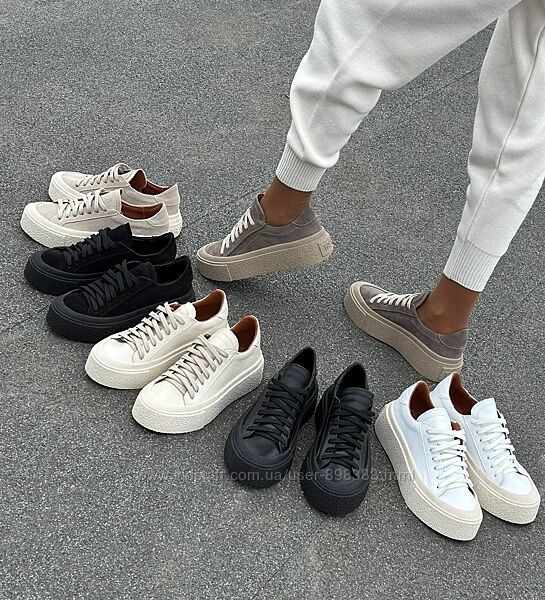 Стильні зручні кеди