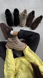 Трендова утеплена моделька угг