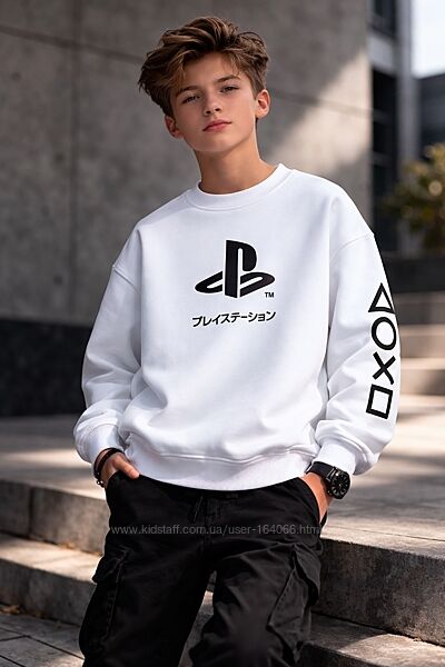 Світшот PlayStation від H&M на 10-15 років