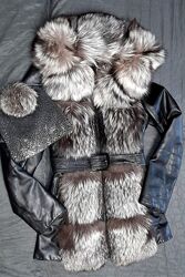 Куртка шкіра з хутром чорнобурки  шапка в подарунок 