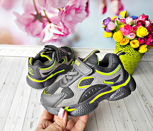 Кросівки з сіточкою р-р 28-7,8 см  сірі із салатовими вставками
