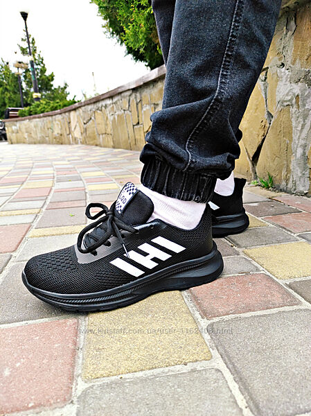 Кросівки текстильні на підлітка р.36-41 чорні