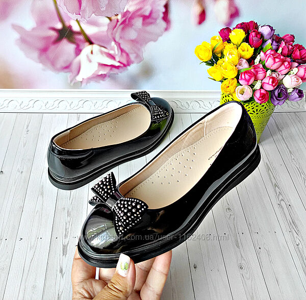 Лакові чорні туфлі-р 37.5-38 фірма weestep