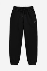 Чорні спортивні штани для дівчинки 10-11 років George Розмір 140-146