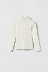 Гольф на дівчинку 11-12 років Zara Іспанія Розмір 152 молочного кольору