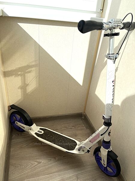 Самокат Maraton в наявності, в чудовому стані 