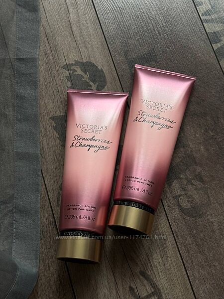 Victoria&acutes Secret лосьон крем Strawberries & Champagne Lotion