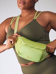 Victoria&acutes Secret бананка поясная сумка от PINK VSX Belt Bag