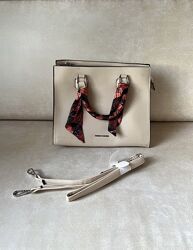 Світло бежева сумка з хустинкою bershka tote квадратна сумка через плече