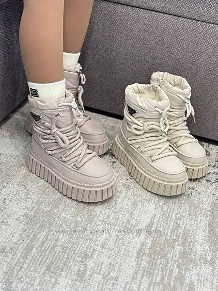 Шикарна модель дутиків для старших дівчаток 