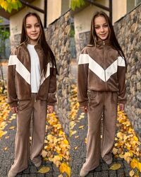 Стильний тепленький костюмчик 