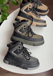 Стильні черевики для хлопчиків з нової колекції 