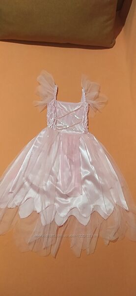 Платье нарядное на возраст 5-7 лет