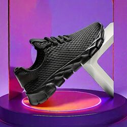 Кроссовки черные