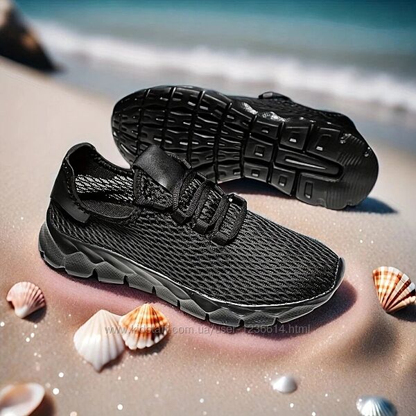 Кроссовки черные