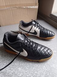 Футзалки копи Nike Tiempo Rio 2 IC