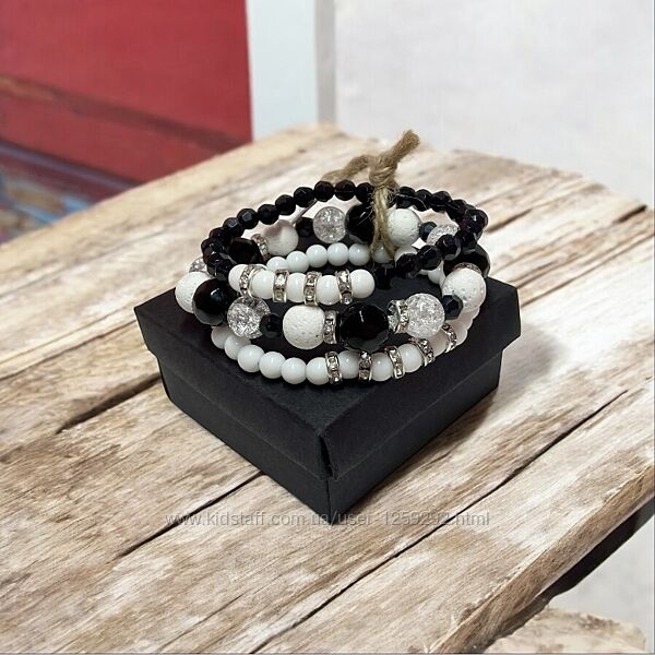 Сет браслетов black & white с агатом и лавой