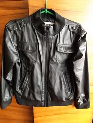 Куртка-бомбер 10-11лет