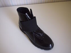 Шкіряні лакові демисезонні черевики 39 розмір ТМ Palaris б/в