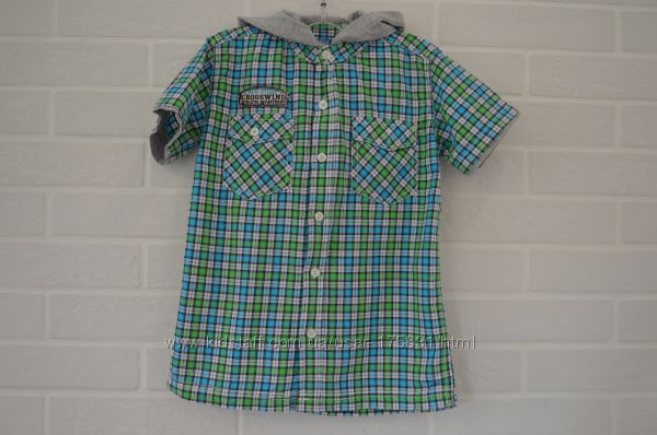 Летняя рубашка с капюшоном на мальчика 5-6 лет