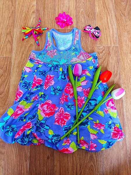 Яркое нарядное платьице на девочку 5 лет