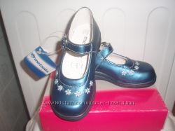 Нарядные туфли для девочки кожа новые   Melania Италия   25 размер