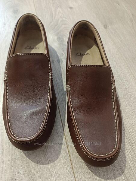 Оригінальні черевики Clarks 8  G наш 41-42 р ,27.5 см Стан нових