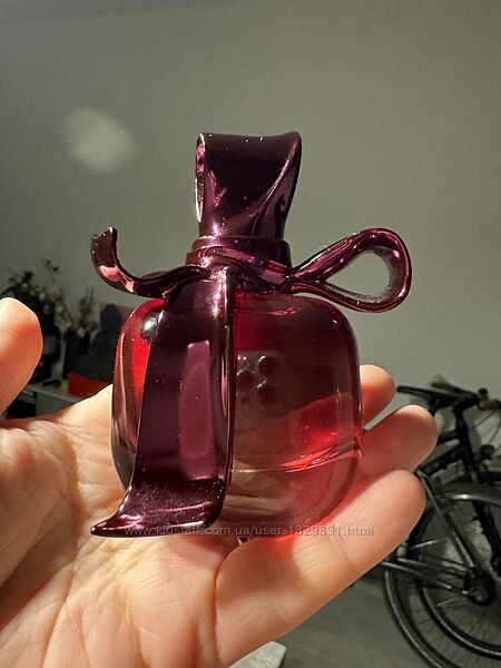 Ricci Ricci Nina Ricci парфюмированая вода 50 мл старий выпуск 