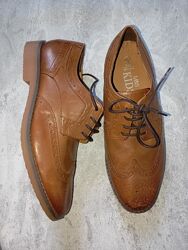 Шкіряні коричневі туфлі для хлопчика 39,5 Marks and Spencer 