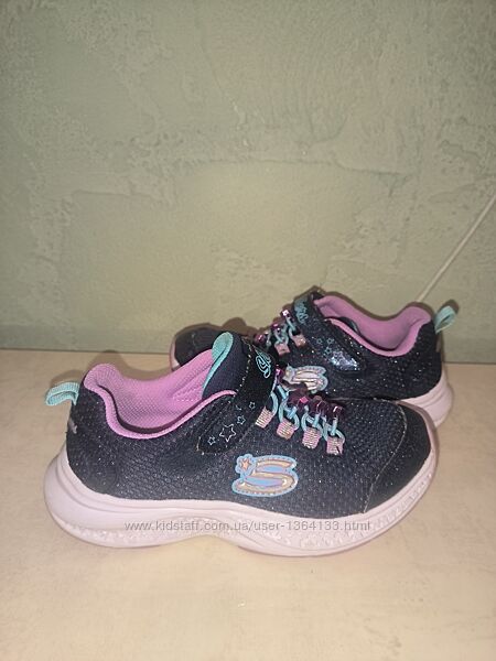 Кросівки Skechers для дівчинки 