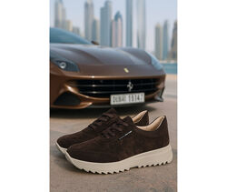 Замшеві шоколадні кросівки