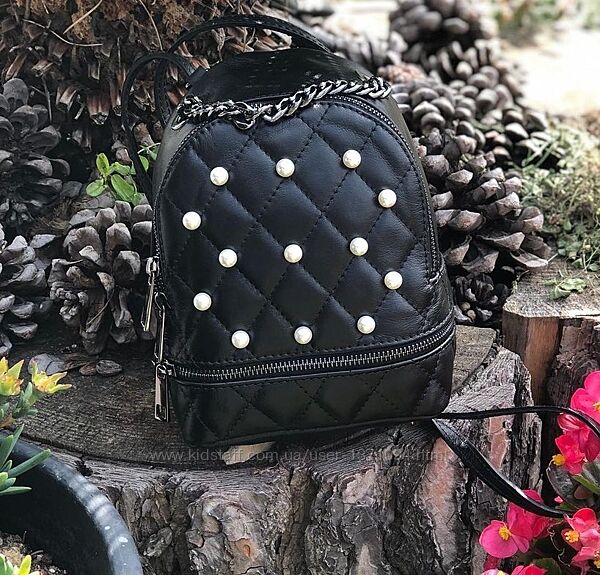 Кожаный мини-рюкзачок в стиле Chanel. Италия.