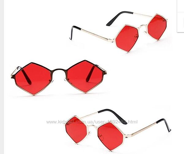 Солнцезащитные детские очки-ромбы с оправой под золото и красной линзой