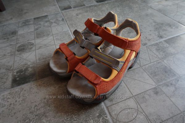 Quechua. Размер 35-36.