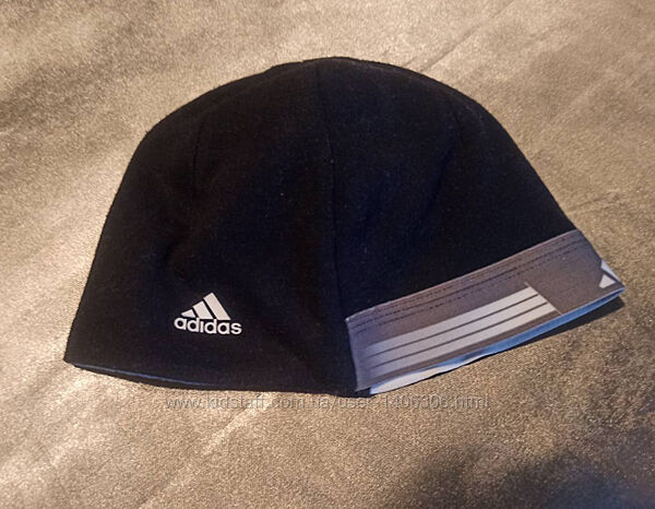 Зимняя, деми шапка adidas на флисе 