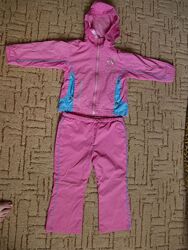 Демисезонный ветровочный костюм на девочку 3-5 лет