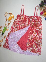 Шикарный сдельный слиный купальник платье в цветочный принт TU.