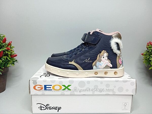 Дитячі черевики з мигалками , хайтопи Geox Skylin 31,32 р дівчинці оригінал