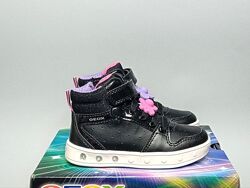 Черевики з мигалками хайтопи Geox Skylin 25,32,33,35,37р дівчинці демісез