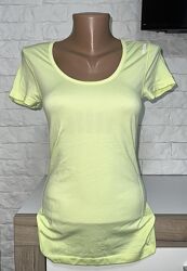 Оригінальна неонова безшовна футболка для занять спортом reebok