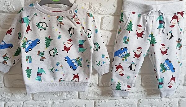 Теплий костюмчик з новорічним прінтом