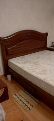 Ліжко двухспальне з матрацом