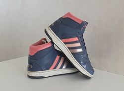 жіночі кросівки Adidas 