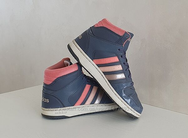 жіночі кросівки Adidas 