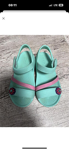 Босоніжки Crocs