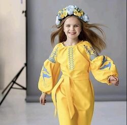 Вишита сукня Ластівка жовто голуба